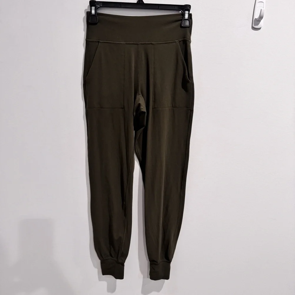 Lululemon‎ Align Jogger 28” Olive green size 4